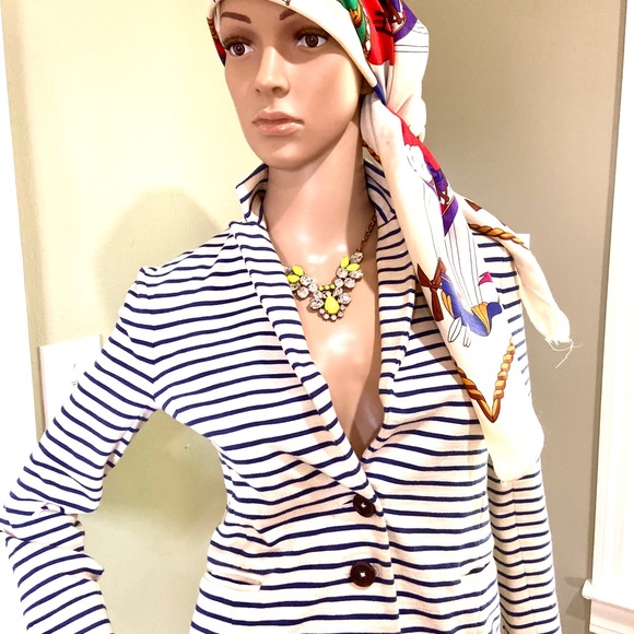 🦋 J. CREW Jeweled Necklace - Picture 4 of 8